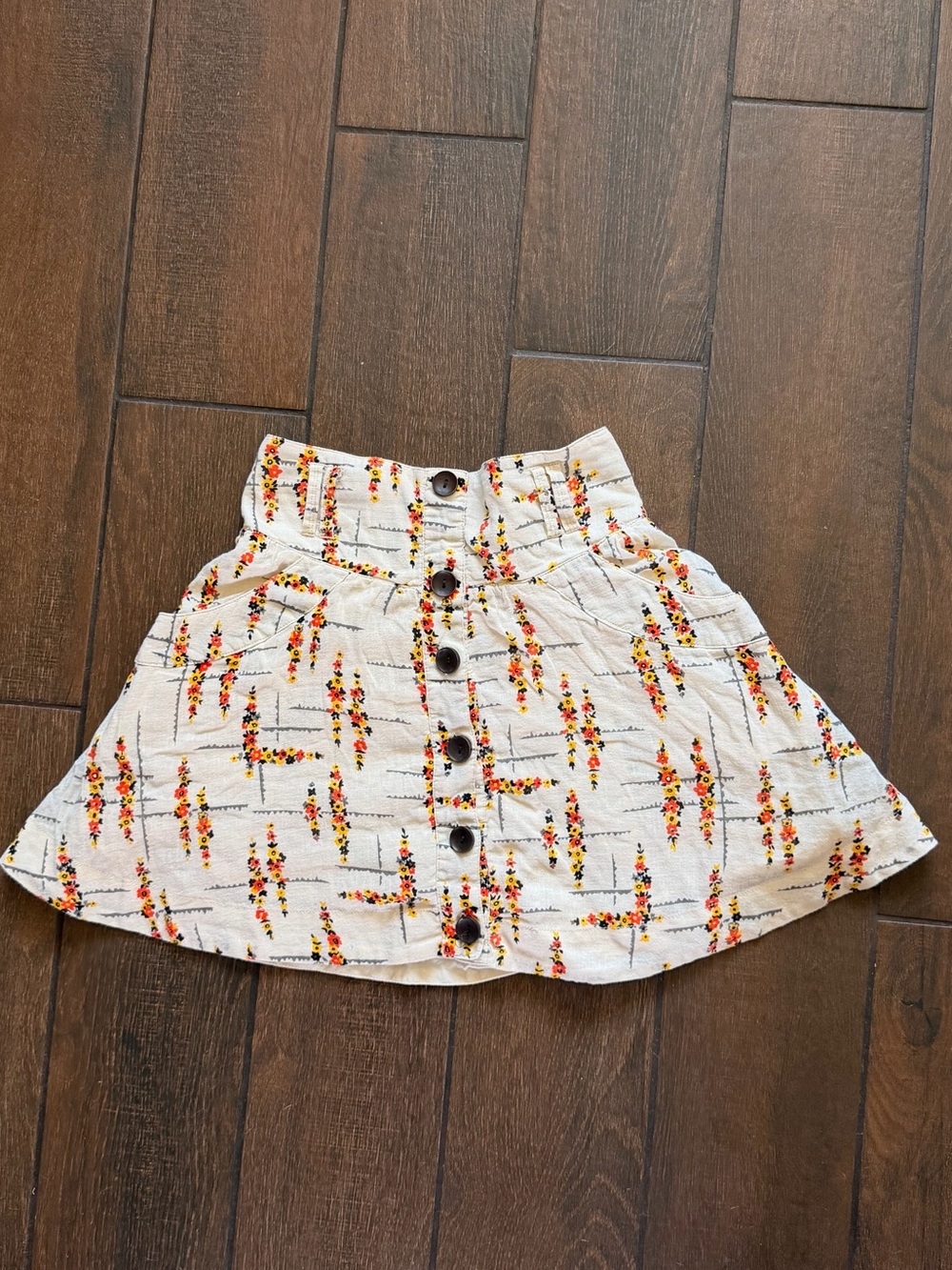 Free people. Boho Floral mini Skirt